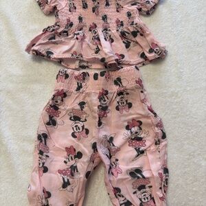 Disney Baby Pink and White Clothing Tag